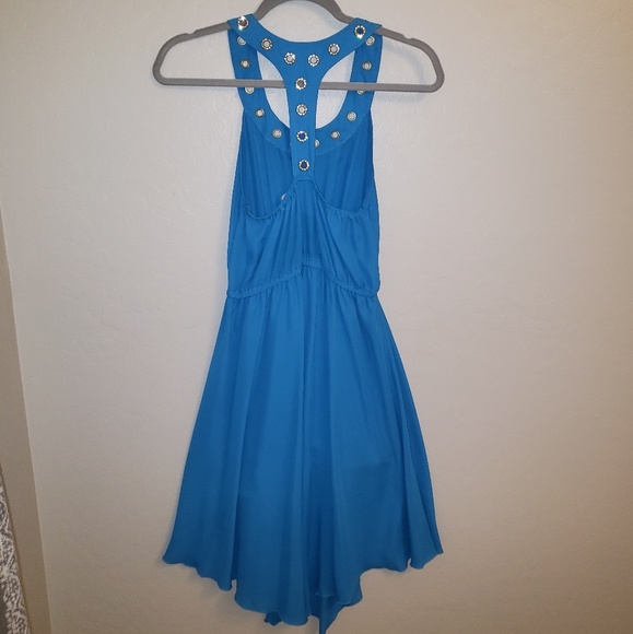 Dress - Picture 4 of 5